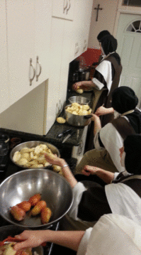 Peeling pears for canning